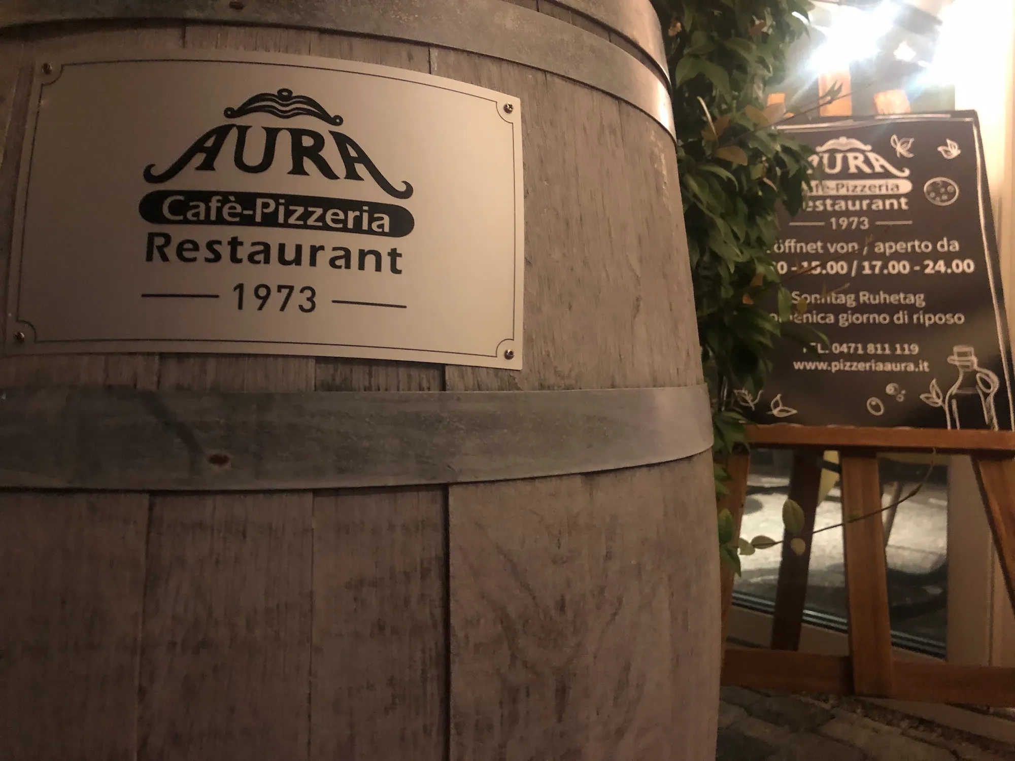 Außenansicht der Pizzeria Aura